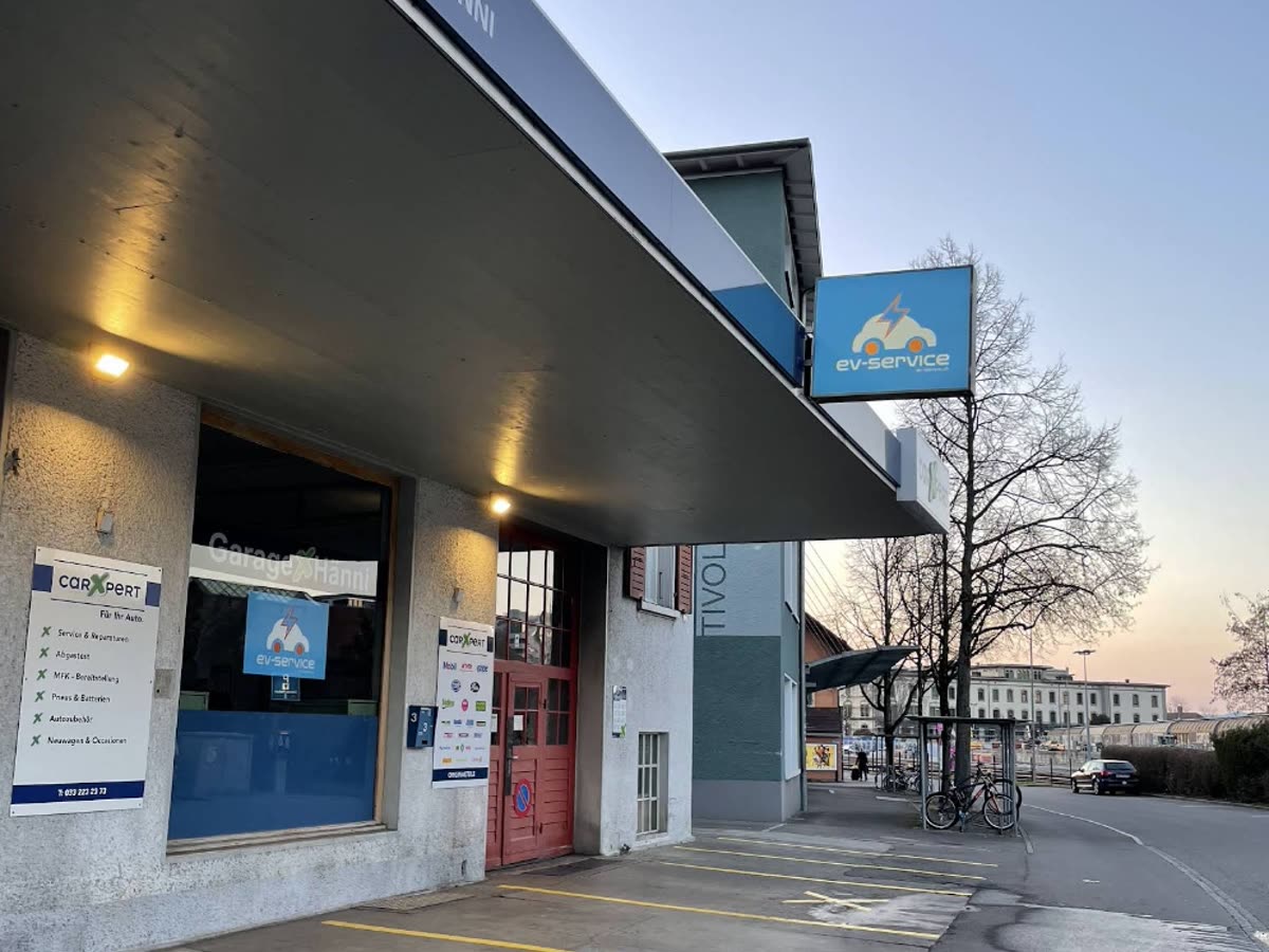 Garage Hänni exterior in Thun